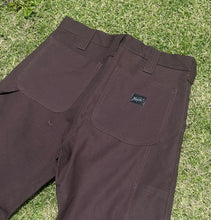 Cargar imagen en el visor de la galería, Pantalón Carpintero Doble Rodilla Chocolate
